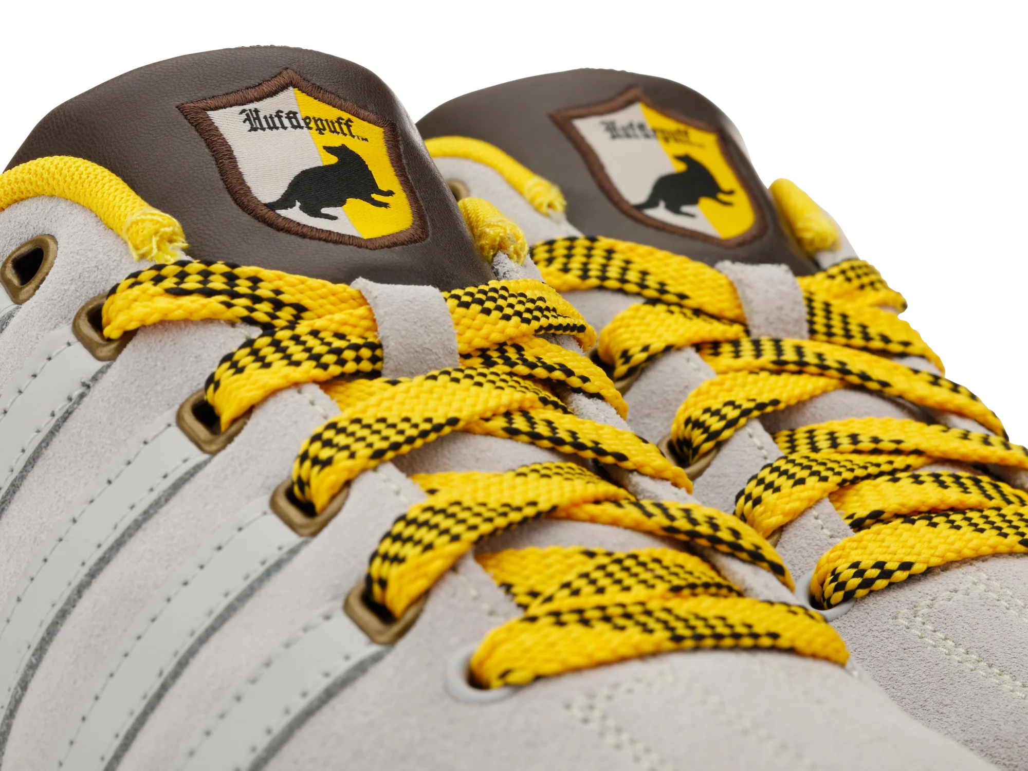 06769-006-M | MENS HARRY POTTER X K-SWISS - COURT PRO II | HUFFLEPUFF - Image 4