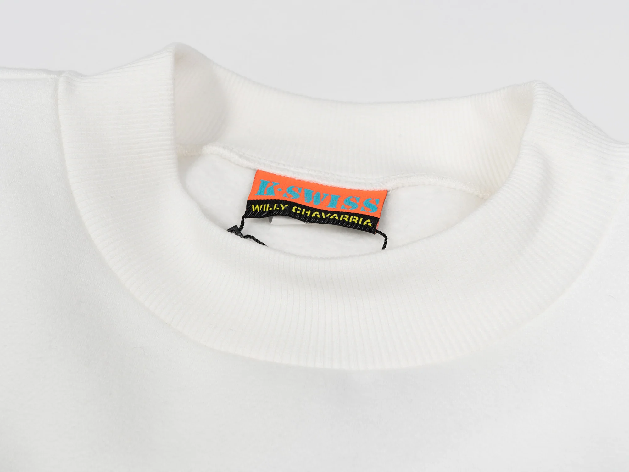 104358-100 | WILLY CREWNECK | WHITE - Image 7